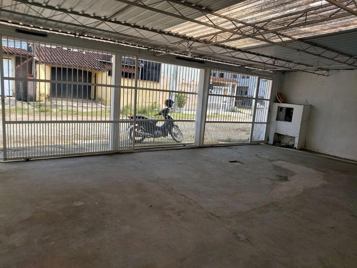 הוילה אובטובה 0005.04 - Maranduba - Casa - 3 Dorm - 14 Pess - 3 Quadras Do Mar - Piscina Coletiva - Wifi - Ar Condicionado מראה חיצוני תמונה